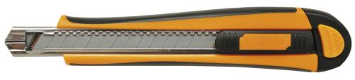 Fiskars Odlamovací nůž se zásobníkem 9mm (1004621)